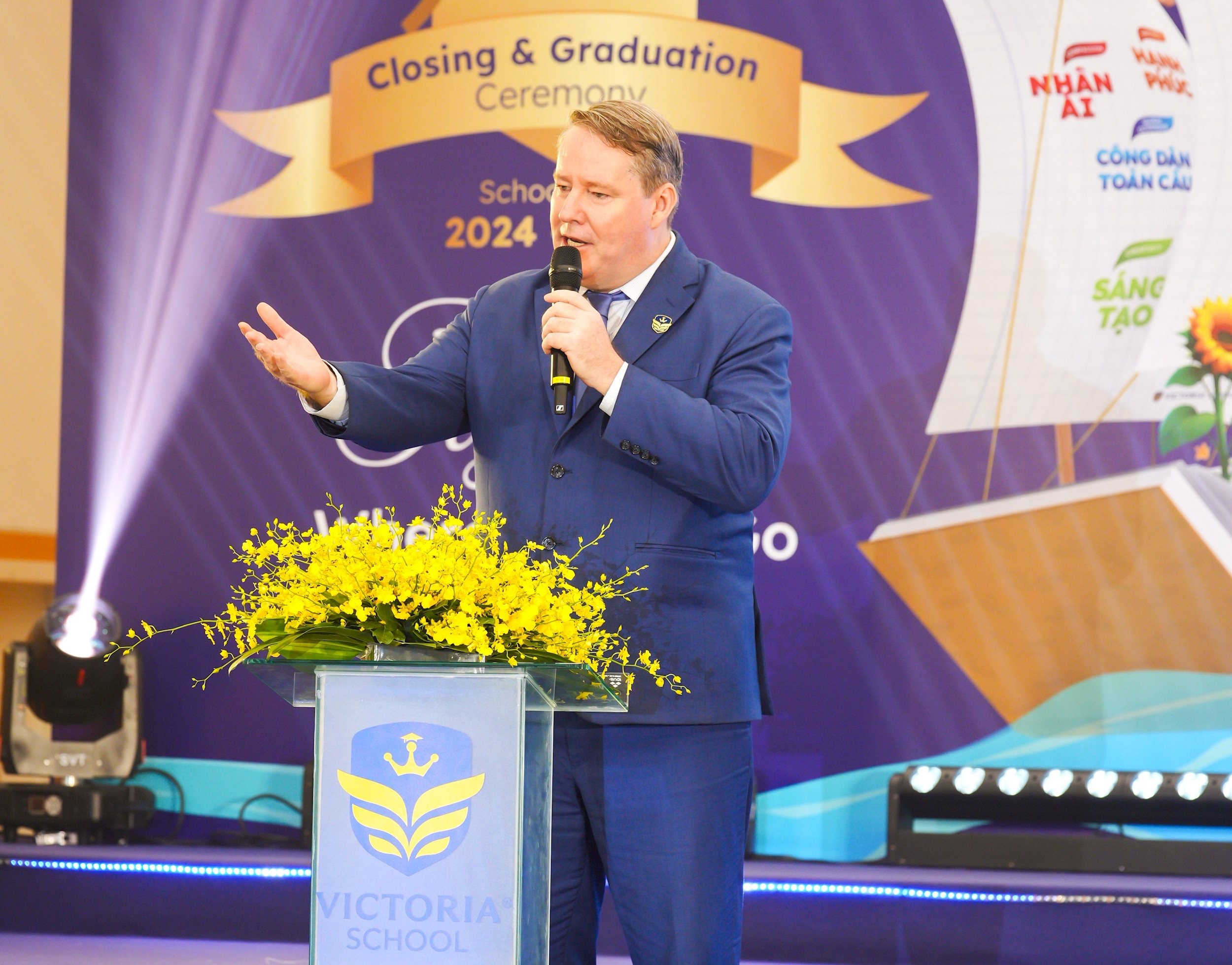 2. HIỆU TRƯỞNG NSG