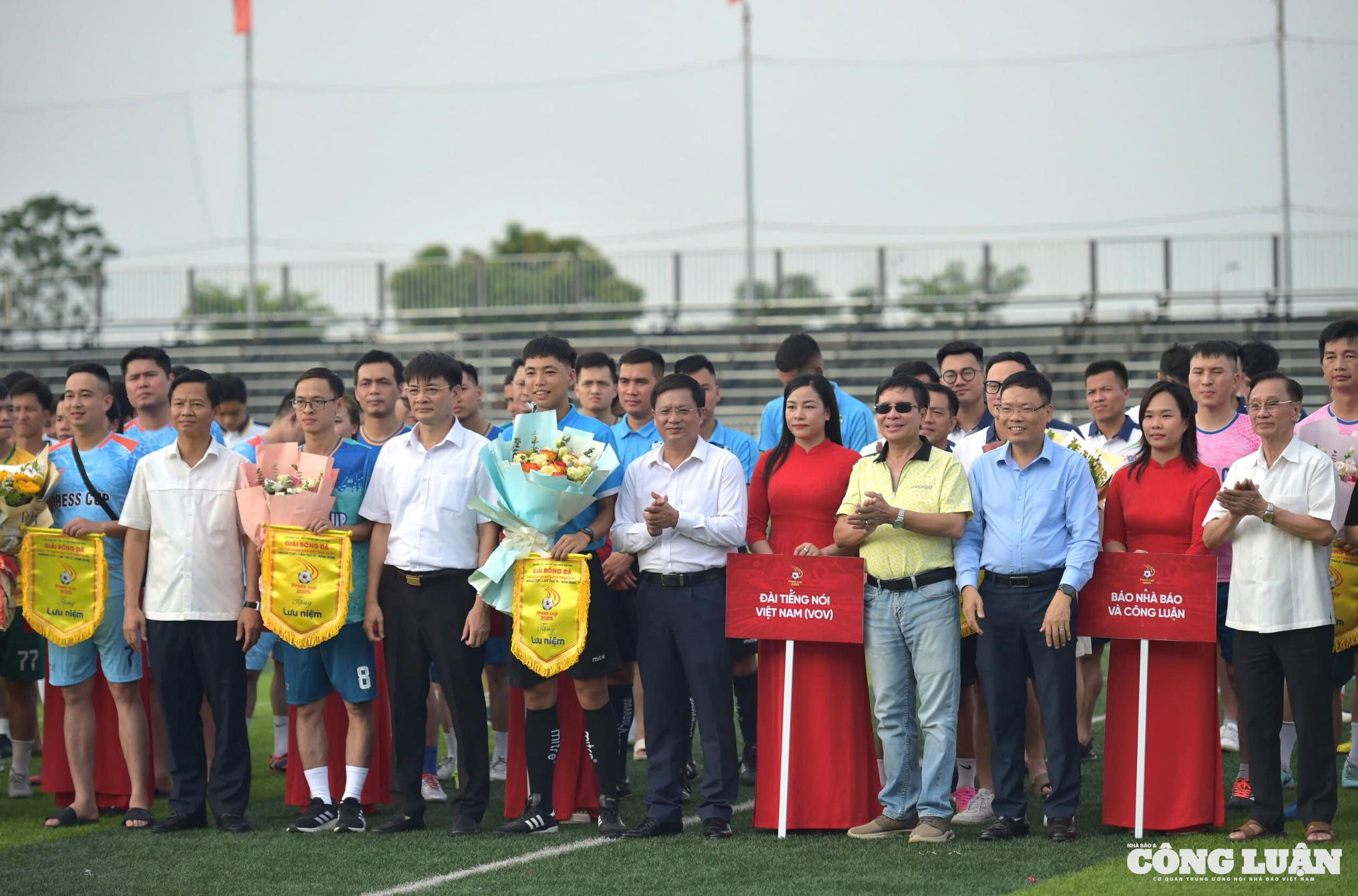 Ảnh màn hình 2025-06-05 lúc 17.16.42