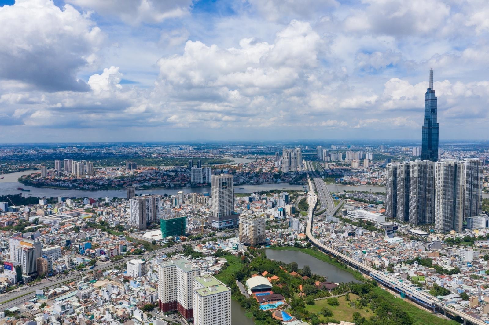 congluan-cdn.congluan.vn-files-content-2024-05-15-_thi-truong-tp-hcm-van-khat-nguon-cung-gia-nha-co-the-tiep-tuc-bi-day-len-cao-145820534.jpg