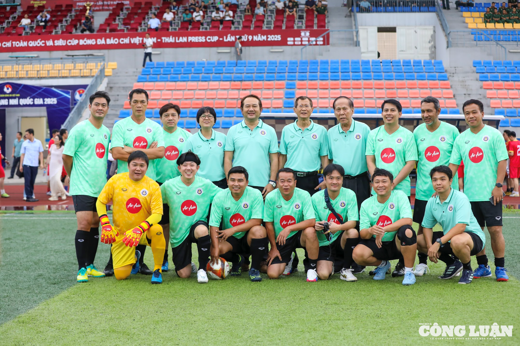 Ảnh màn hình 2025-06-08 lúc 20.32.52