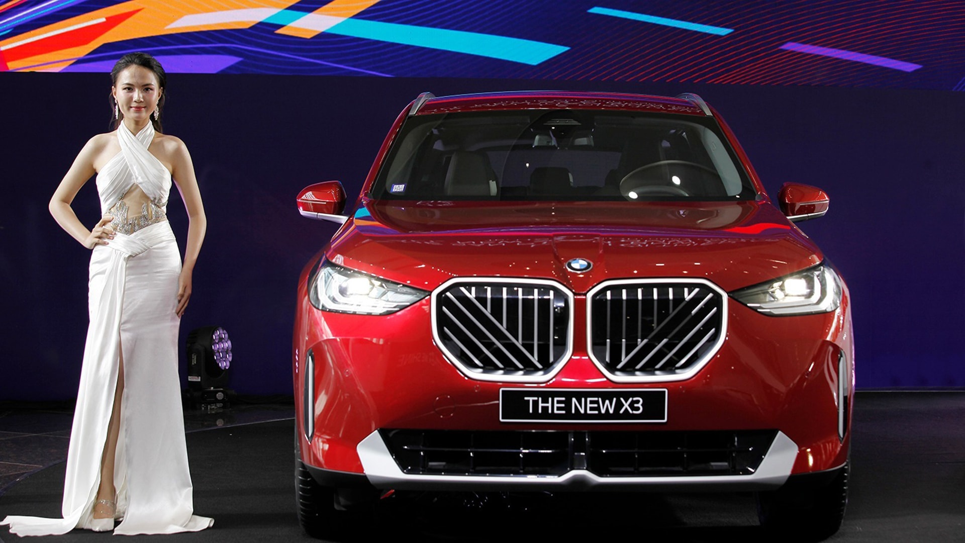 BMW X3 2025 là đối thủ cạnh tranh trực tiếp với Mercedes-Benz GLC - Ảnh: Việt Hưng
