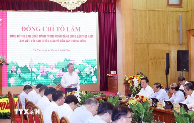 Tổng Bí thư Tô Lâm phát biểu chỉ đạo. (Ảnh: Thống Nhất/TTXVN) ttxvn-tong-bi-thu-ban-tuyen-giao-5.jpg