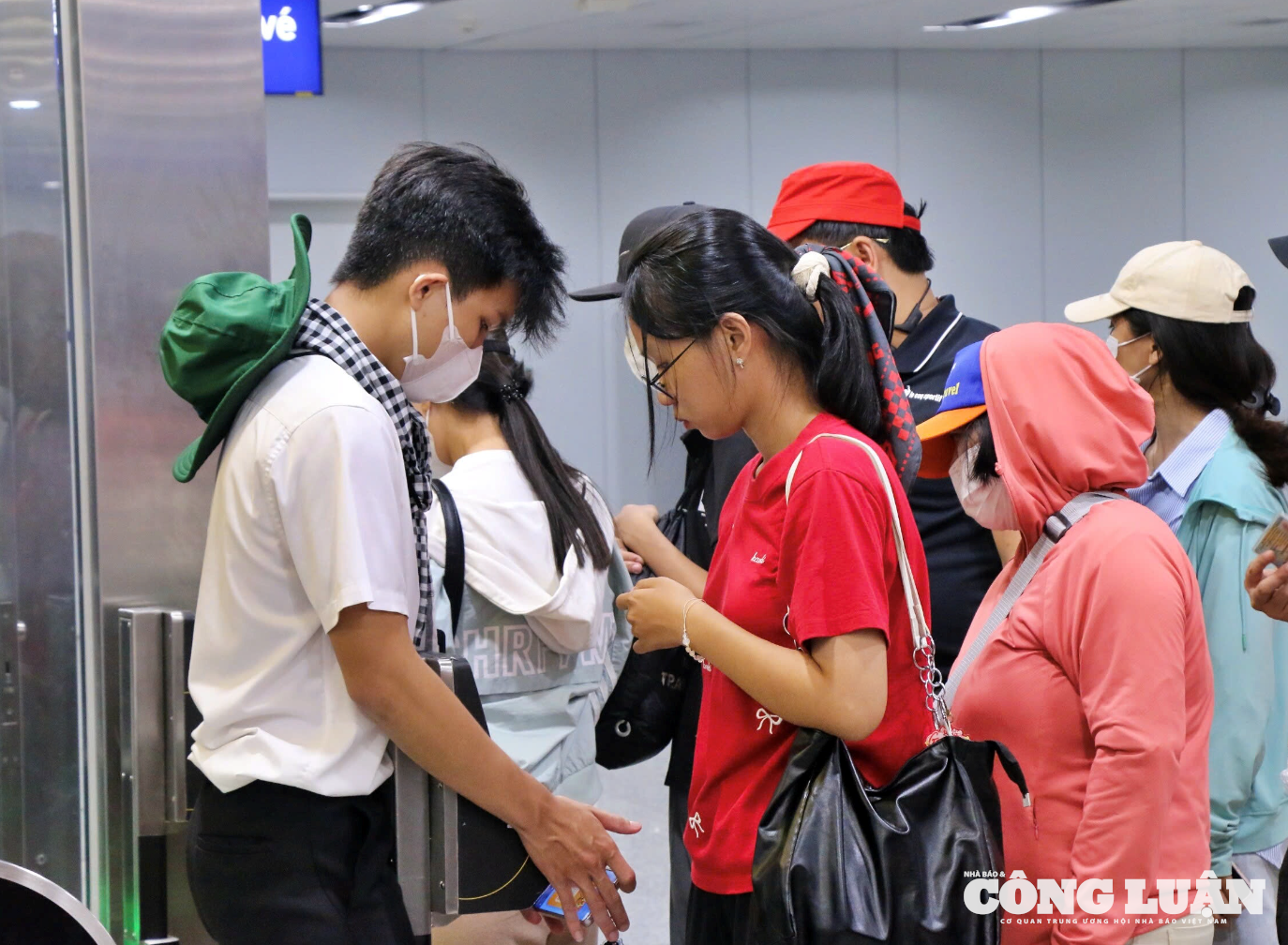 Ảnh màn hình 2025-06-12 lúc 15.37.19