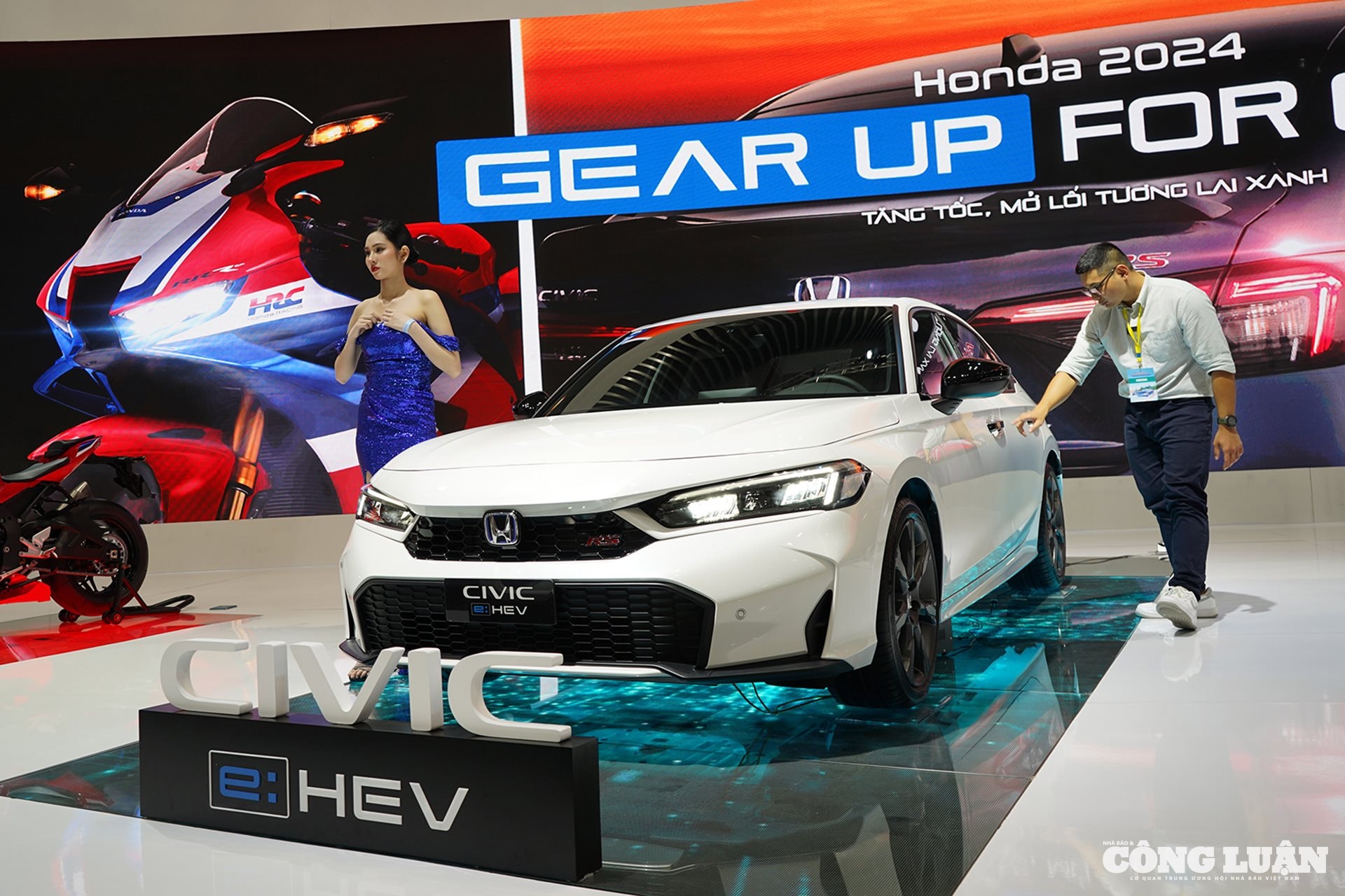 Phiên bản Honda Civic e:HEV - Ảnh: ĐT