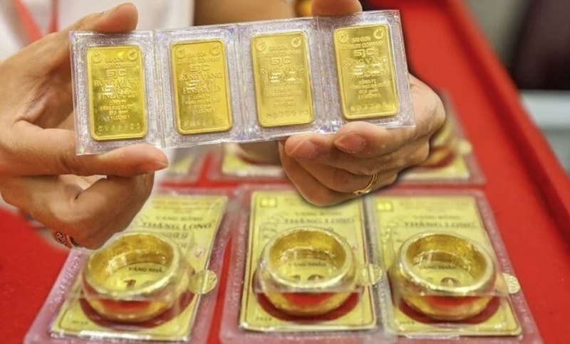 Giá vàng hôm nay 15/6/2025: Giá vàng vẫn trên đà tăng dù đồng USD suy yếu