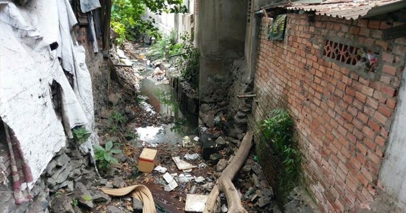 Đoạn kênh trong dự án từng bị ách tắc do rác phủ lấp