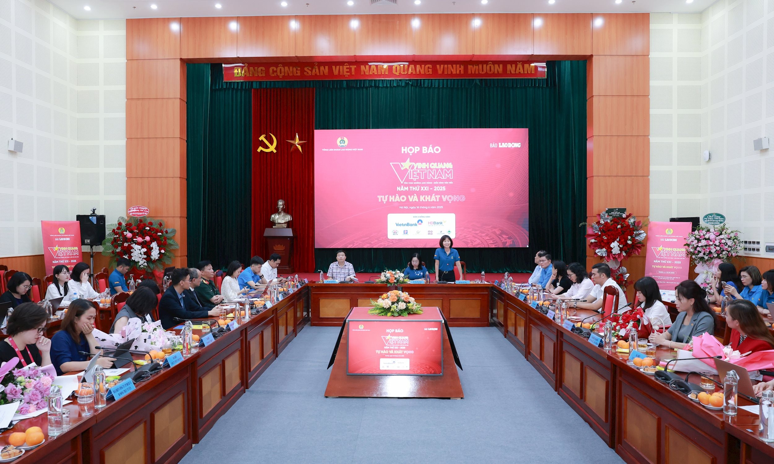 Vinh quang Việt Nam 2025-13