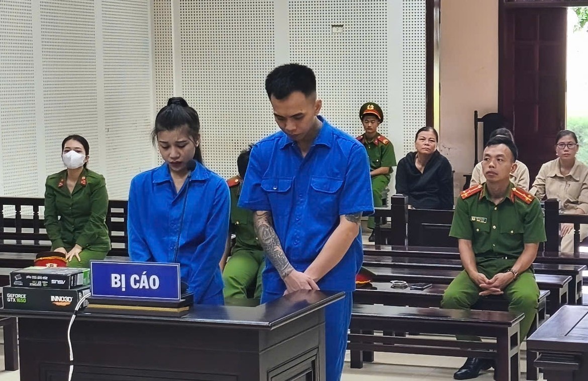 02 bị cáo tại phiên tòa