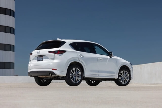 Mazda-CX5-2025-hong-xe