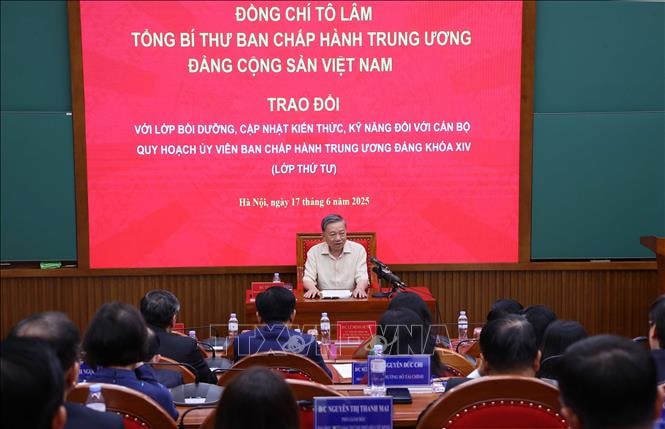 lop-boi-duong-can-bo-dang-1.jpg