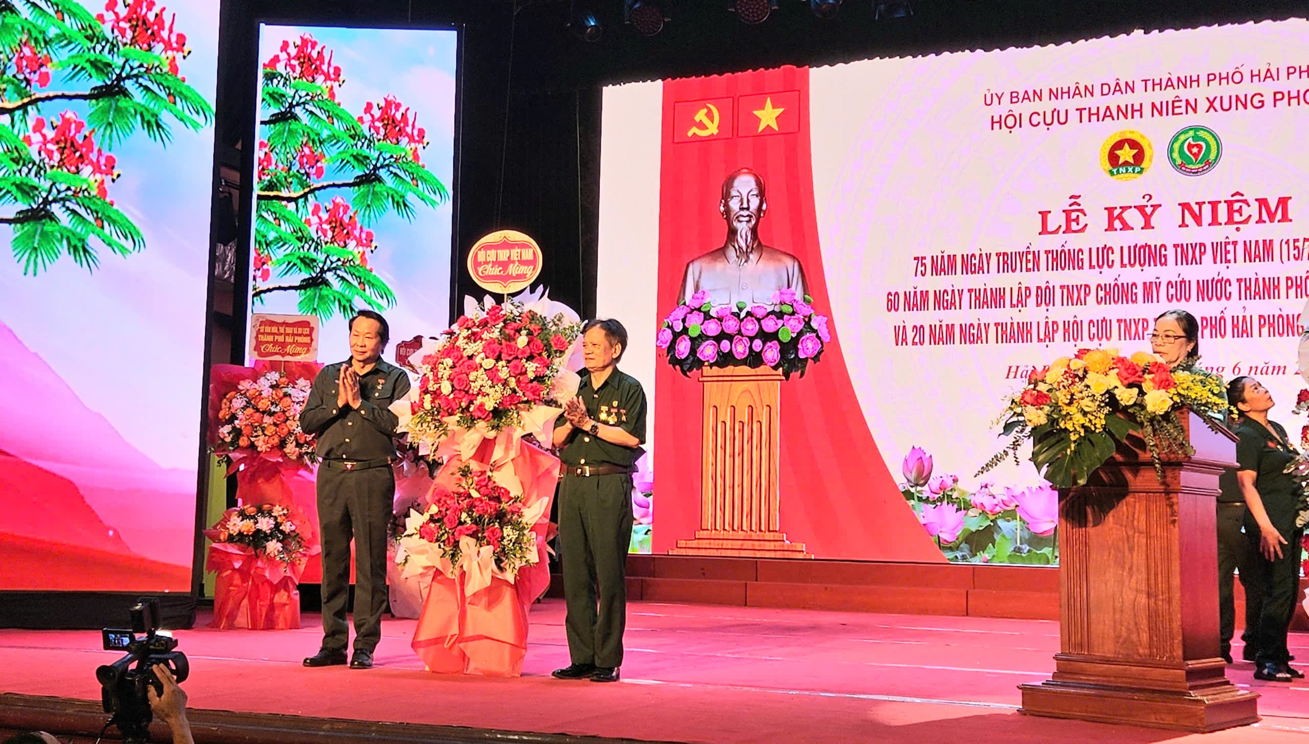 Cựu TNXP TP Hải Phòng.