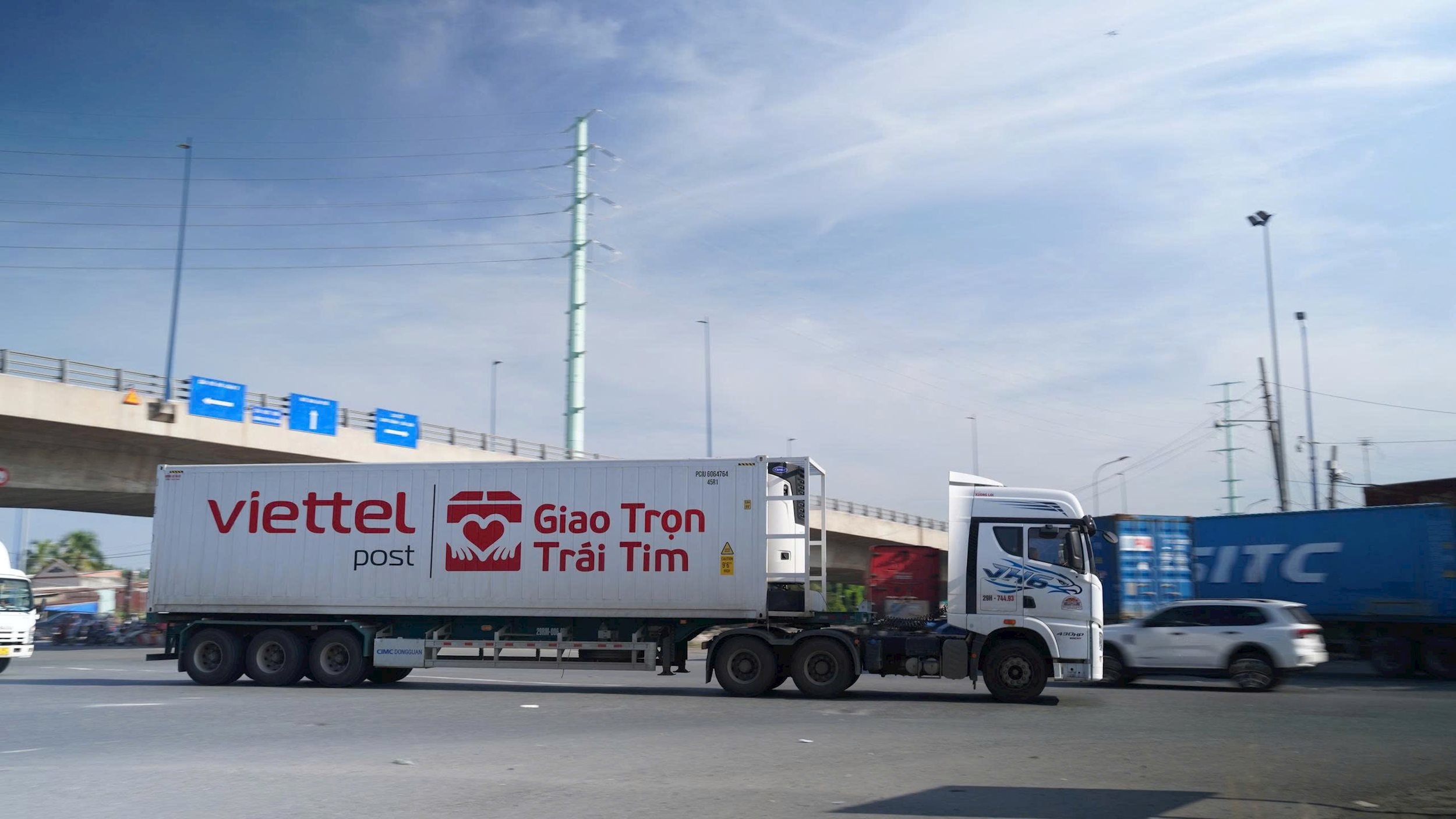 Viettel Post §u t° xây dñng h¡ t§ng logistics quÑc gia
