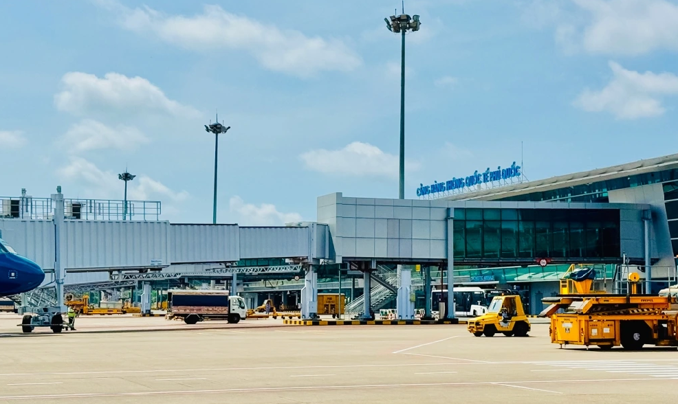 cảng hàng không Phú Quốc