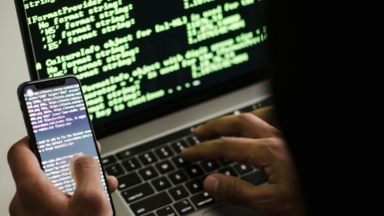 data_breach_16_billion_1750402759916_1750402760180.jpeg