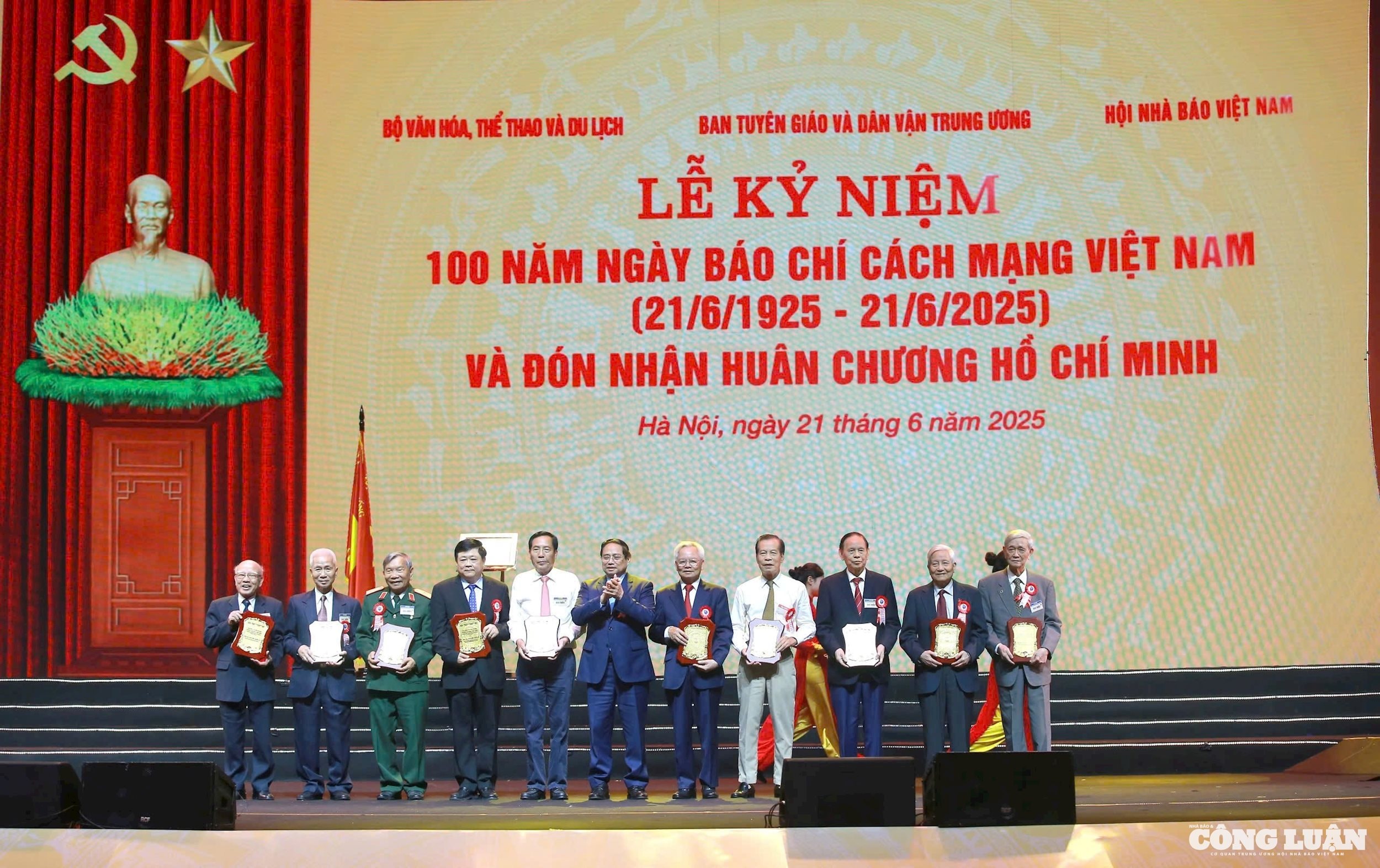 gen-h-z6727637231417_9621b932bd577021b08294bbe024fb61.jpg