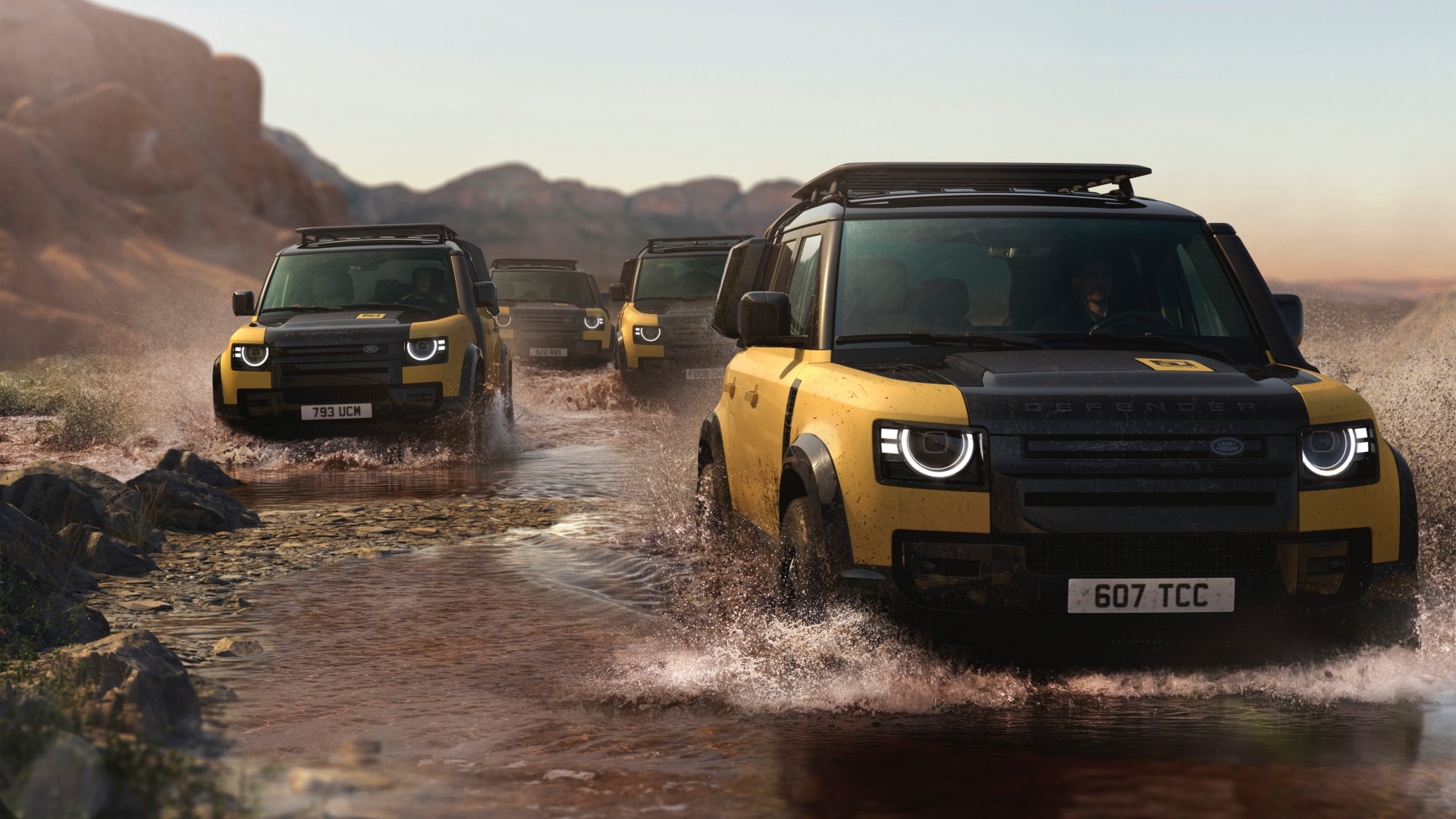 Defender 110 Trophy Edition phiên bản màu vàng.