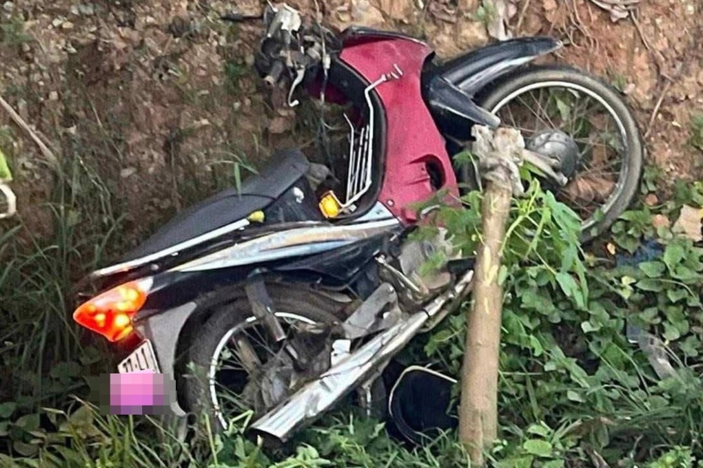 Hai cha con thương vong trên đường đi làm thủ tục thi tốt nghiệp THPT - 1