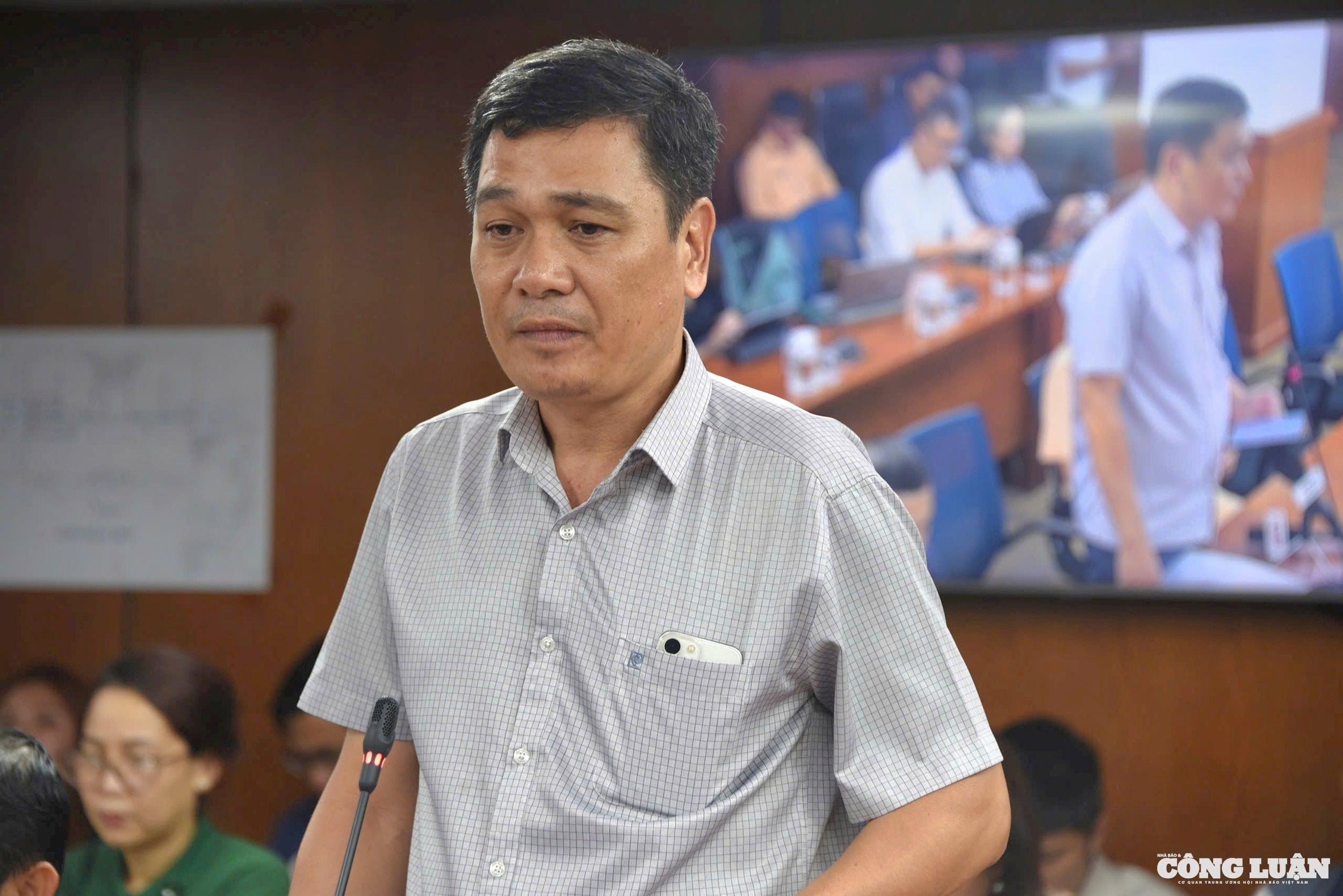 Ông Nguyễn Kiên Giang, Phó Trưởng Phòng Quản lý bảo trì và khai thác công trình giao thông Sở Xây dựng TP HCM đã thông tin tại họp báo.