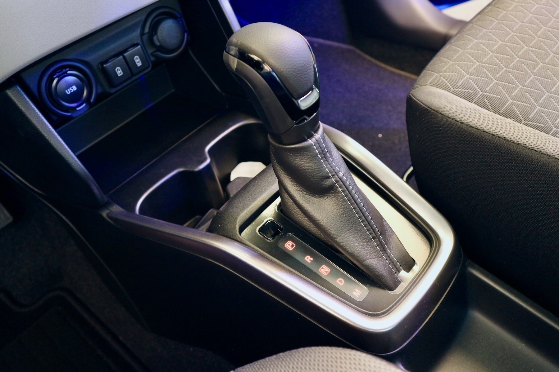Cùng với hộp số CVT, công suất của Suzuki Swift 2025 chỉ ở mức 82 mã lực.