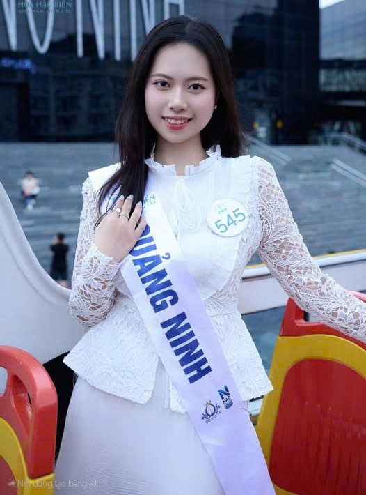 thi-sinh-ngo-thu-phuong.jpg