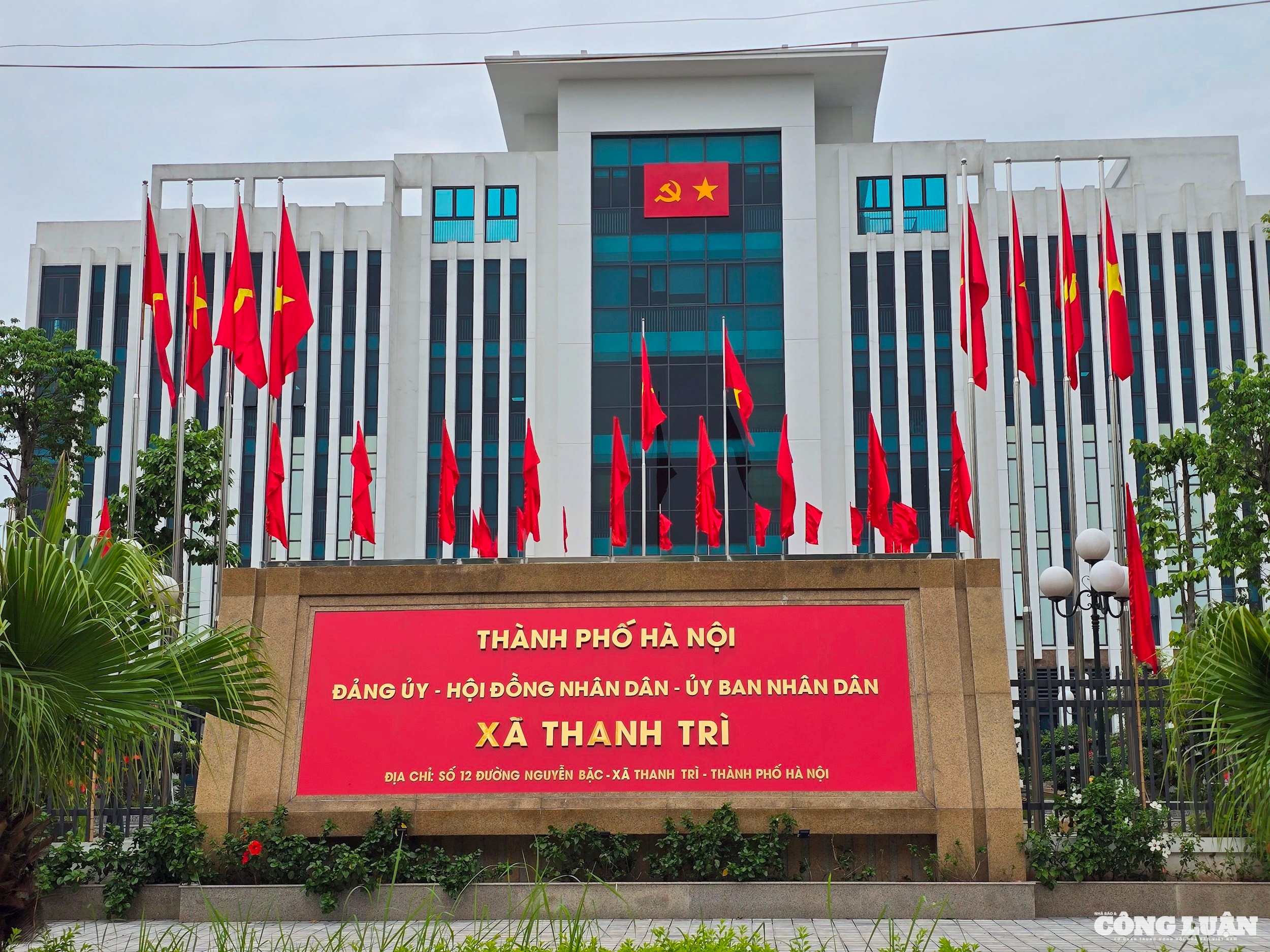 Xã Thanh Trì mới trang trí, chuẩn bị sẵn sàng cho ngày vận hành chính quyền địa phương hai cấp.