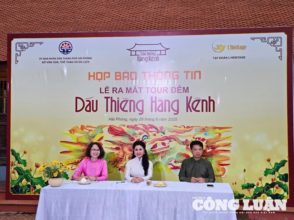 Họp báo thông tin về tour đêm “Dấu thiêng Hàng Kênh”