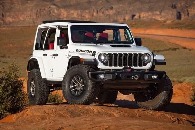 Giá xe Jeep Wrangler 2025 mới nhất