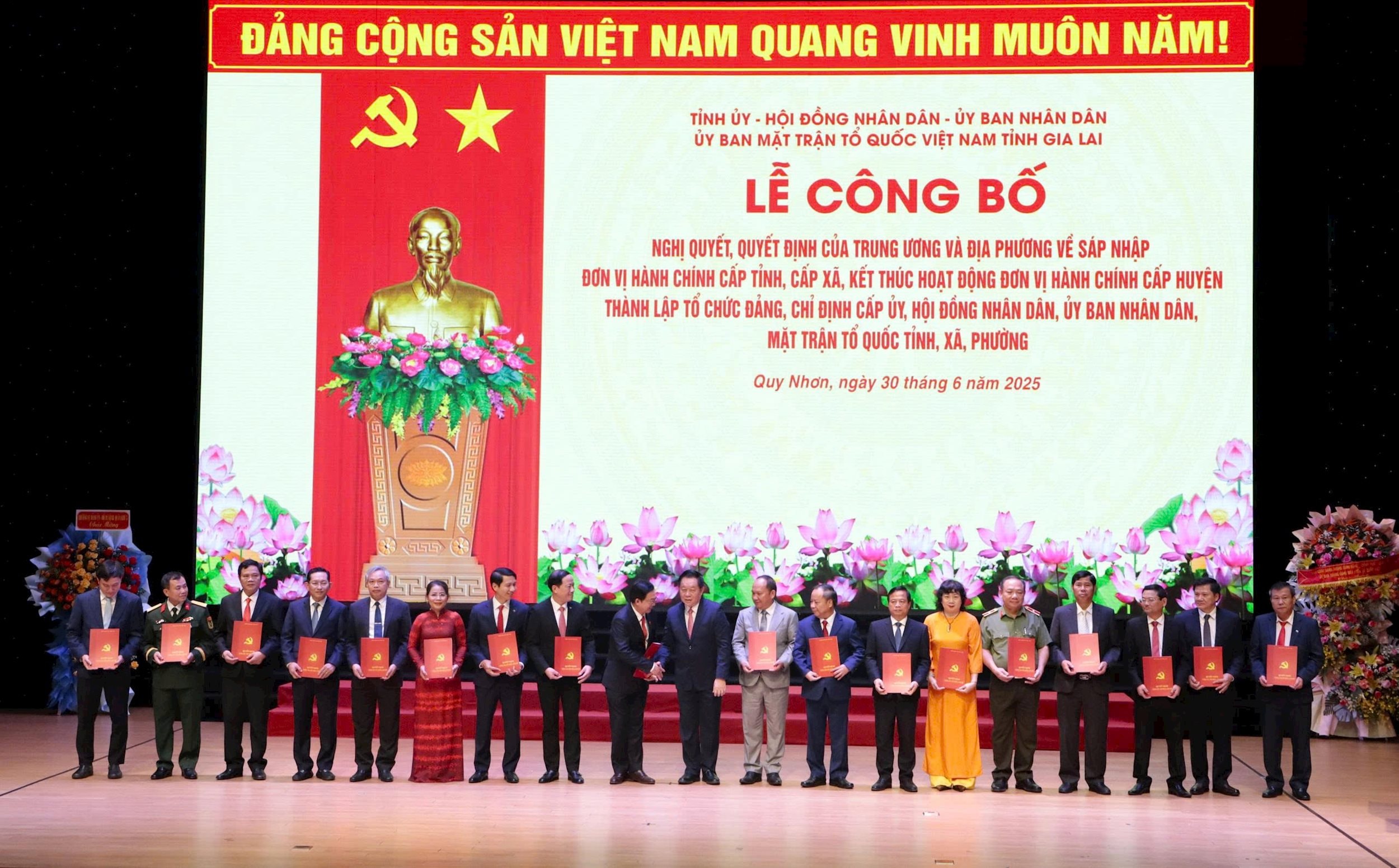 z6756109790956_87fa6cbef4be18bfd6acd7a720482c7c.jpg