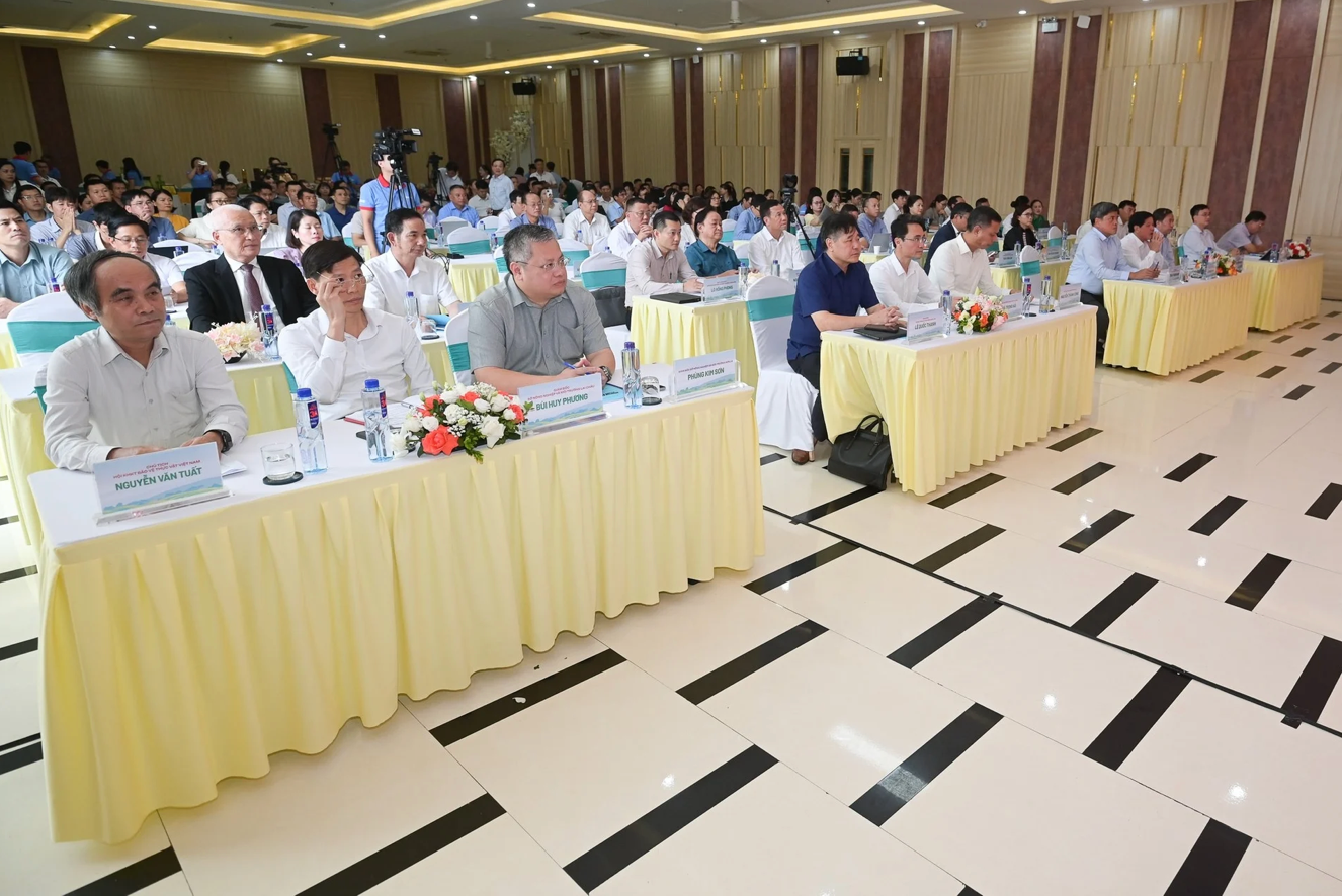 Ảnh màn hình 2025-07-01 lúc 14.22.45