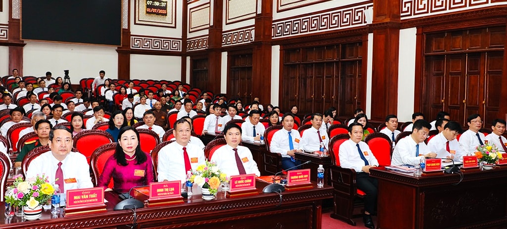 Khai mạ