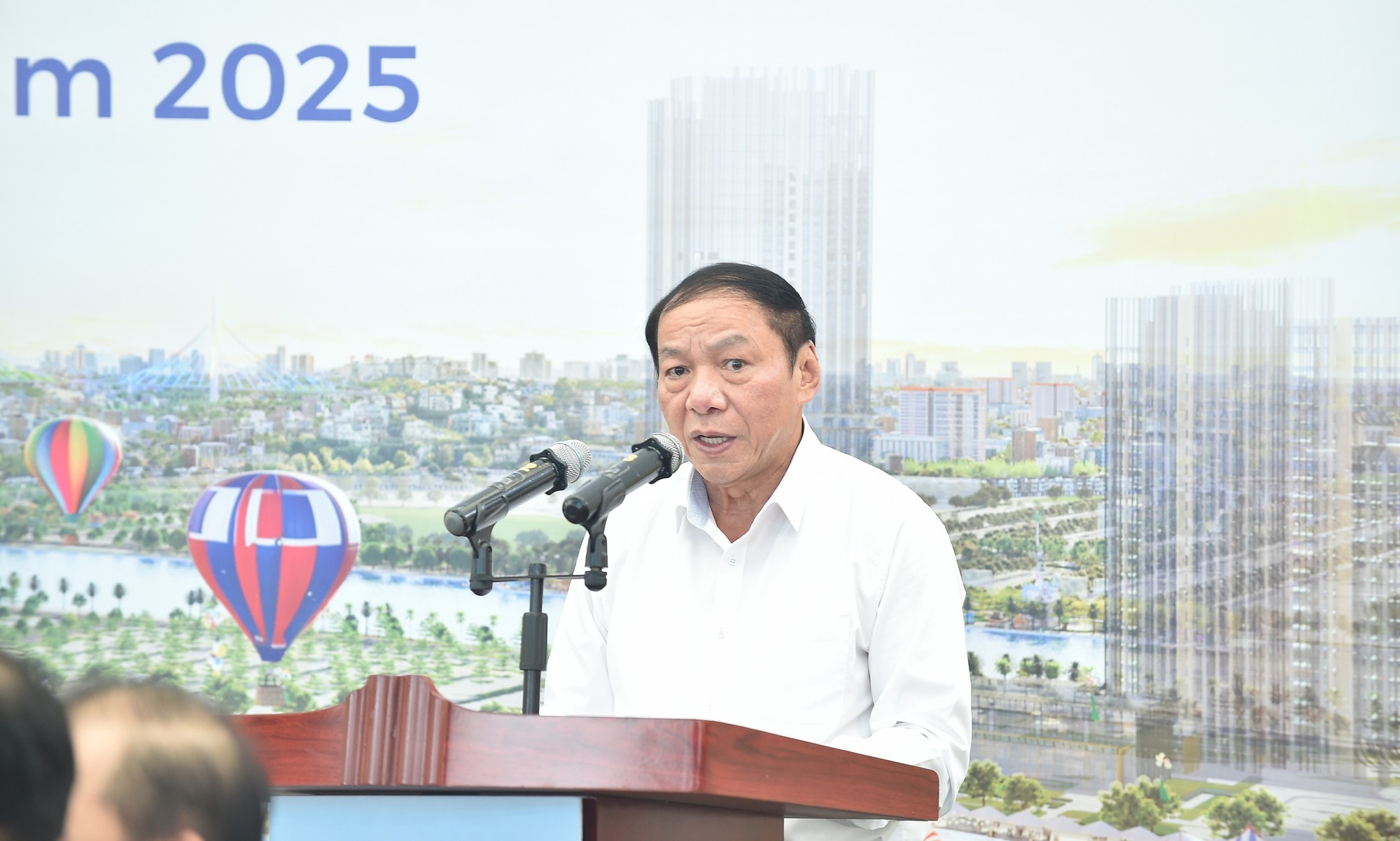 bo-truong-nguyen-van-hung-bao-cao-tai-cuoc-lam-viec-17514463057598610341.jpeg