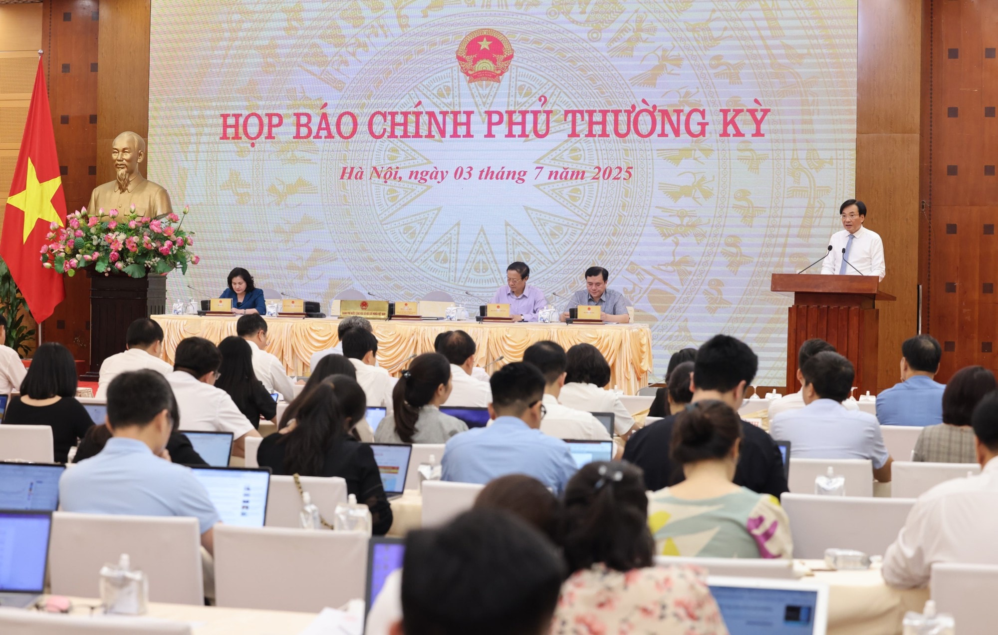 hop-bao-1751540009898195456827.jpg
