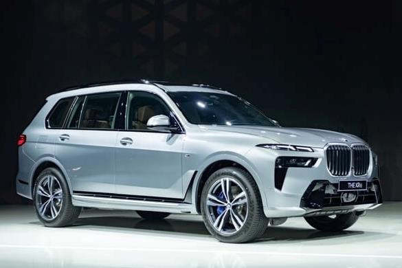 Giá xe BMW X7 2024 mới nhất tháng 7/2025