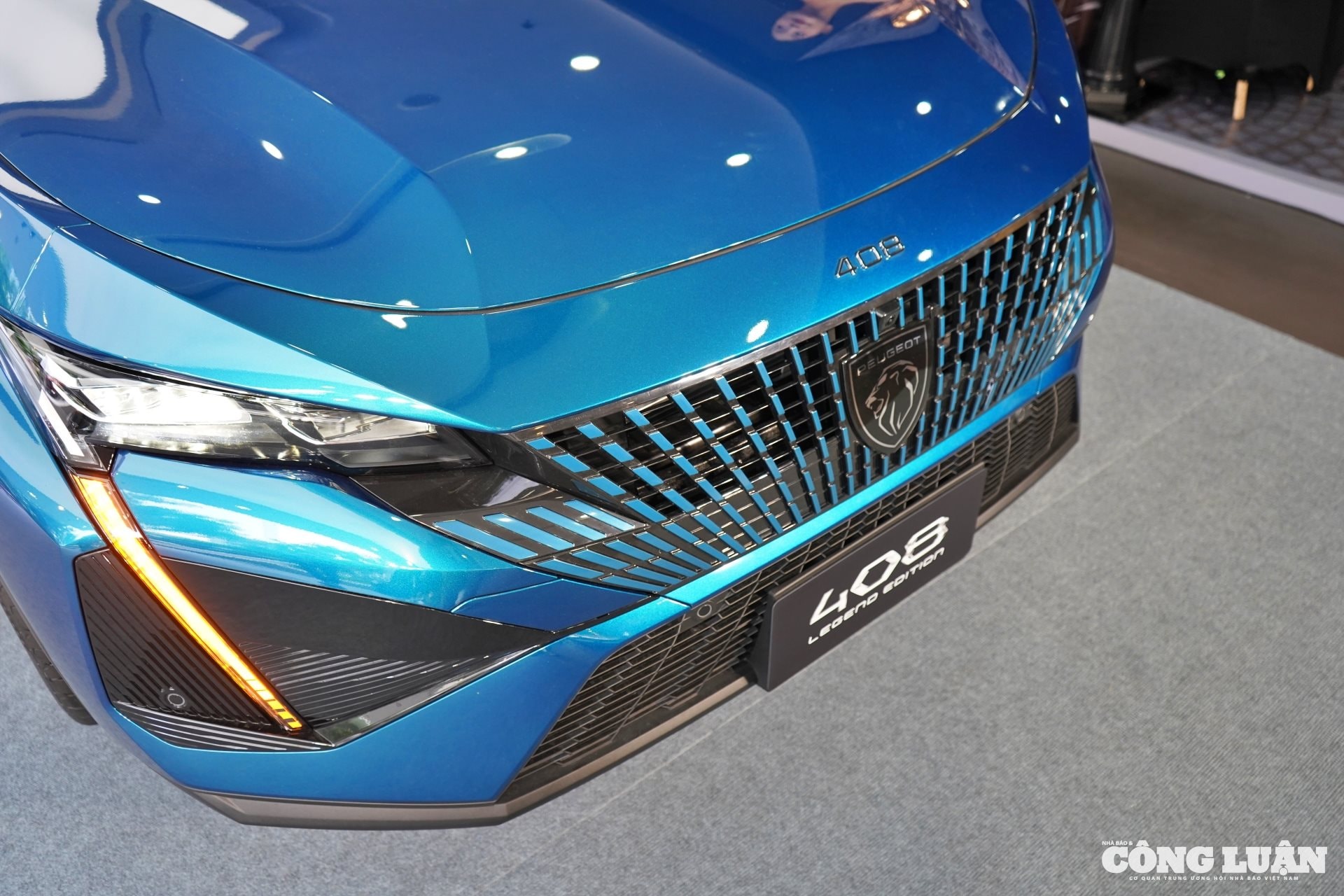Mỗi chiếc xe Peugeot 408 Legend Edition sẽ được gắn số thứ tự.