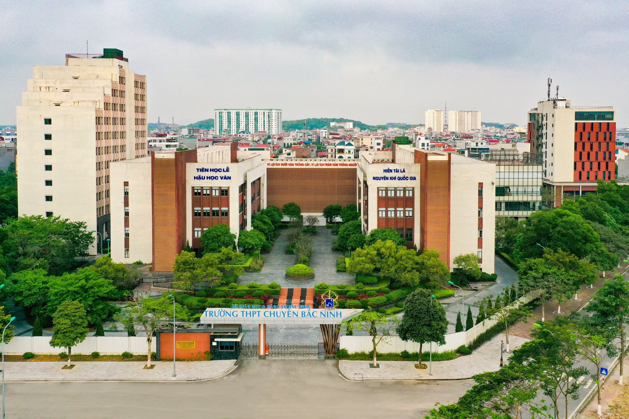 Chuyên BN