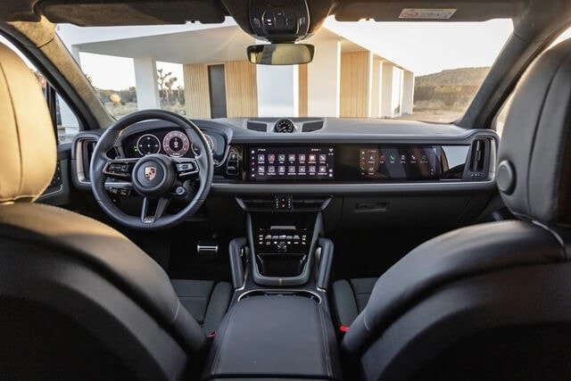noi-that-xe-porsche-cayenne-2024