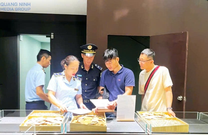 anh-2-quang-ninh-kiem-tra-xu-phat-vi-pham-ve-attp.jpg