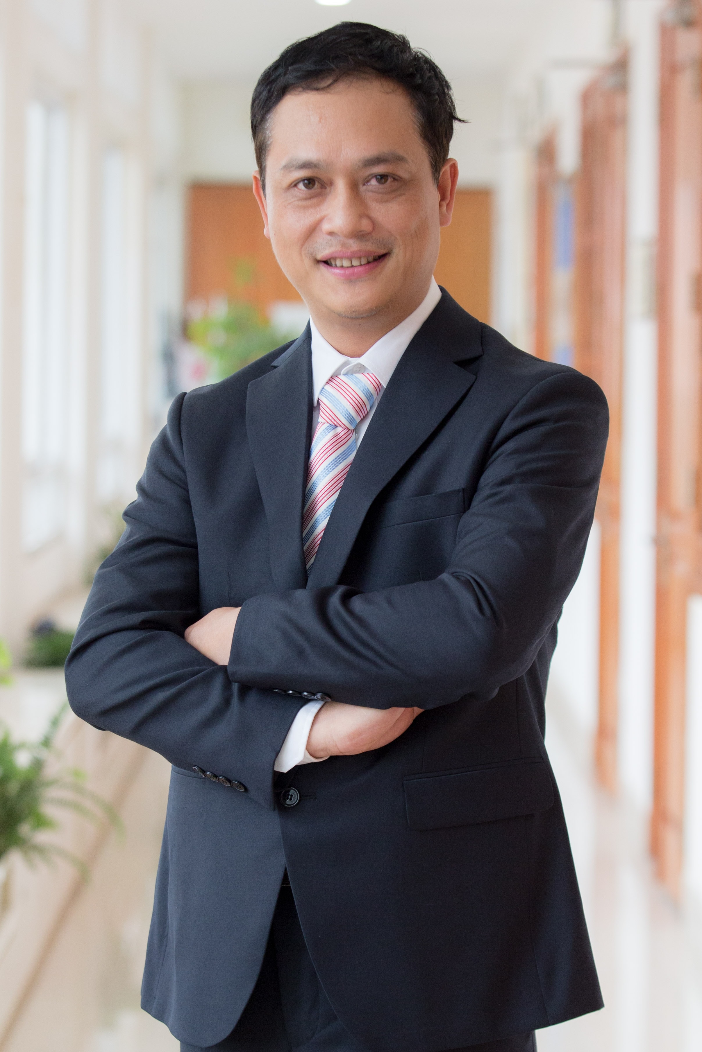 PGS.TS Nguyễn Văn Hiệu, Hiệu trưởng Trường Khoa học liên ngành và Nghệ thuật (SIS), Đại học Quốc gia Hà Nội.