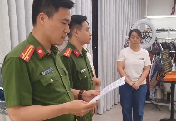 Cơ quan chức năng xác định doanh thu bán hàng online của Hường phát sinh hơn 834 tỷ đồng, trốn thuế số tiền 12,5 tỷ đồng. (Ảnh CAHN)