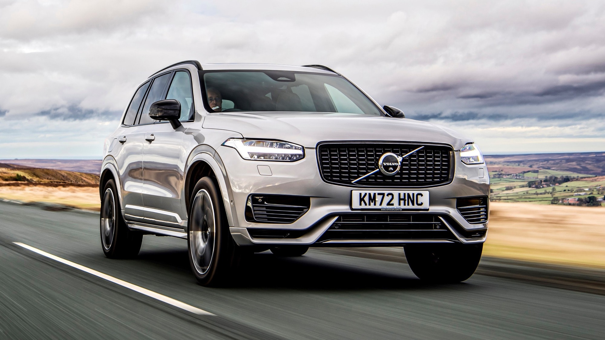 Volvo XC90 2025 lộ diện trước ngày ra mắt: Thiết kế mới được hé lộ, nhưng động cơ có thể không có gì bất ngờ | Tin Tức | Motorist Vietnam
