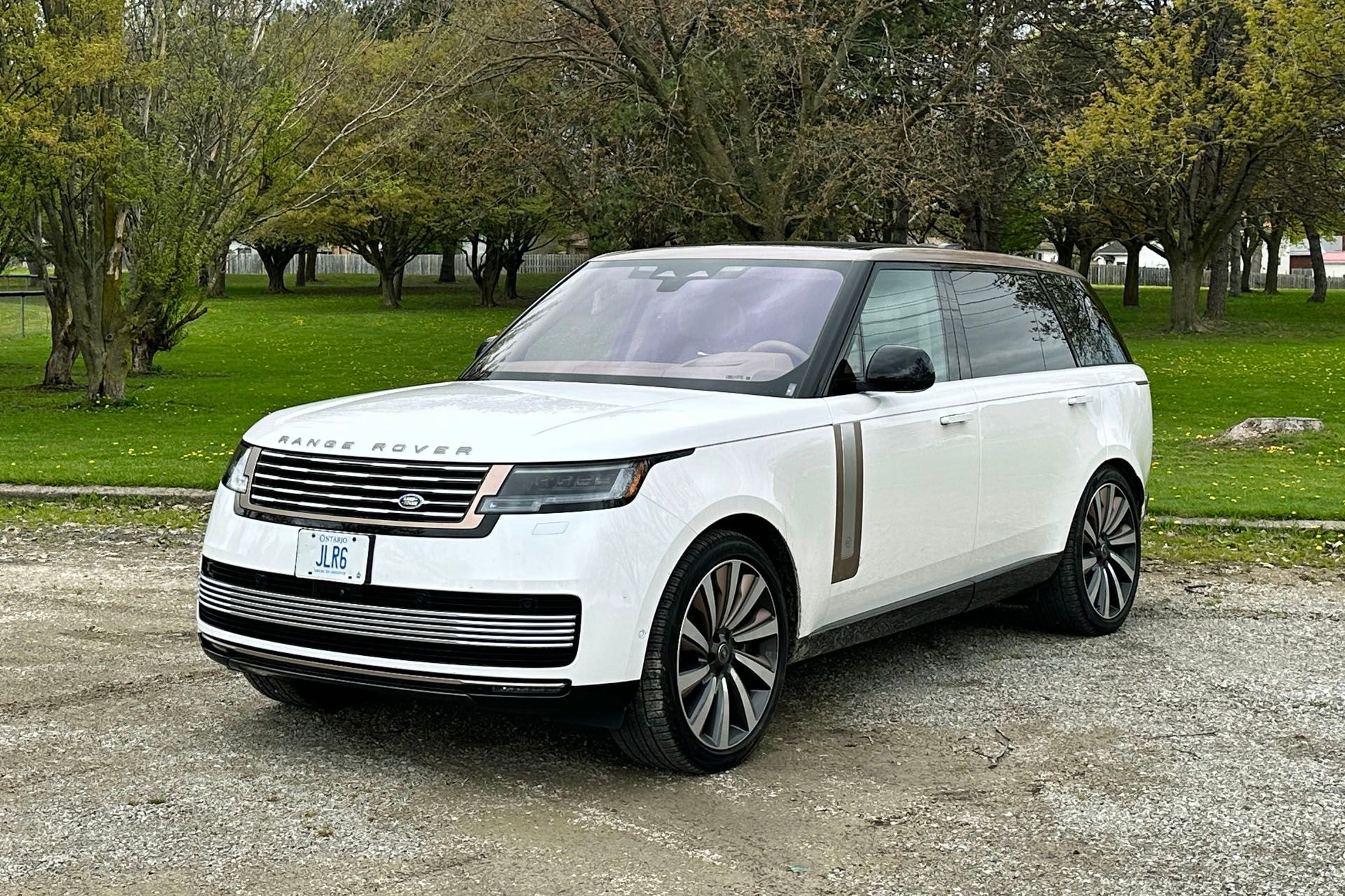 Cập nhật giá xe Range Rover 2023 mới nhất tháng 7/2025