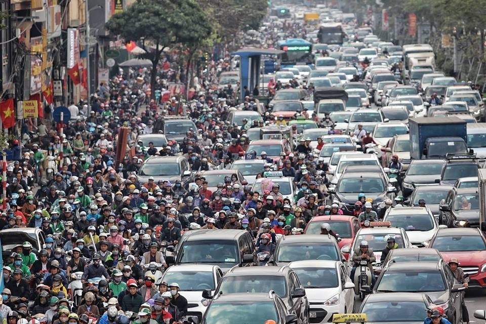 han-che-xe-may-phat-khi-thai.jpg