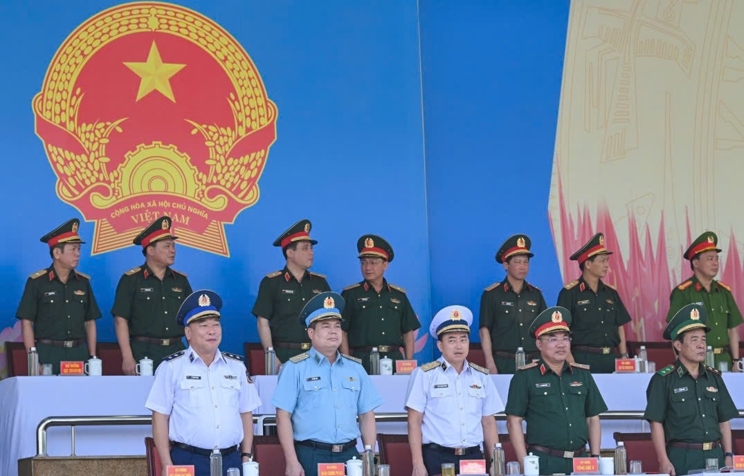 Các đại biểu dự tổng hợp luyện.
