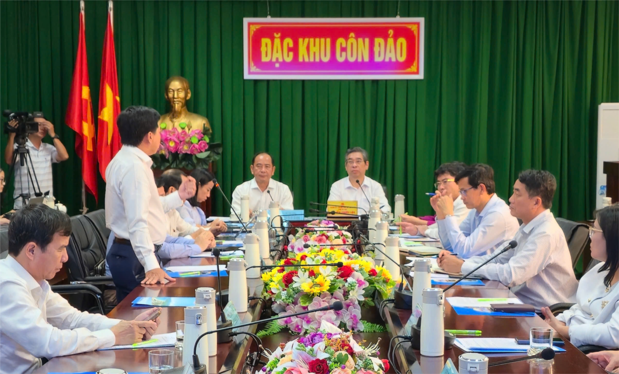 Các chuyên gia y tế đề xuất các giải pháp trước mắt và lâu dài giúp nâng cao năng lực y tế tại Đặc khu Côn Đảo (Ảnh: Sở Y tế TP.HCM)