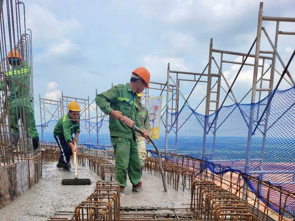công nhân