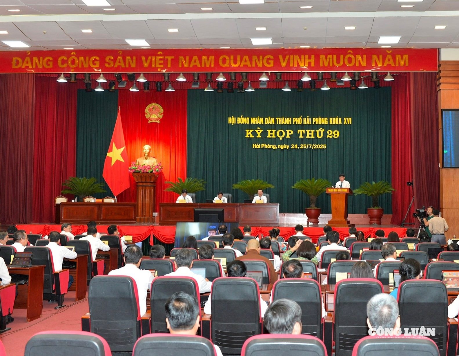 hdnd-tp-hai-phong-_-ky-hop-thu-29_quang-canh.jpg