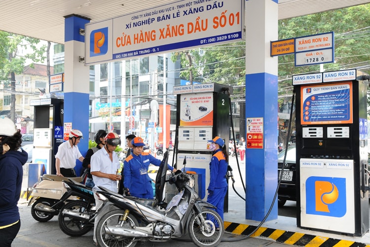 Giá xăng dầu hôm nay 25/7/2025: Xăng giảm nhẹ, dầu tiếp tục leo thang trong phiên điều chỉnh mới