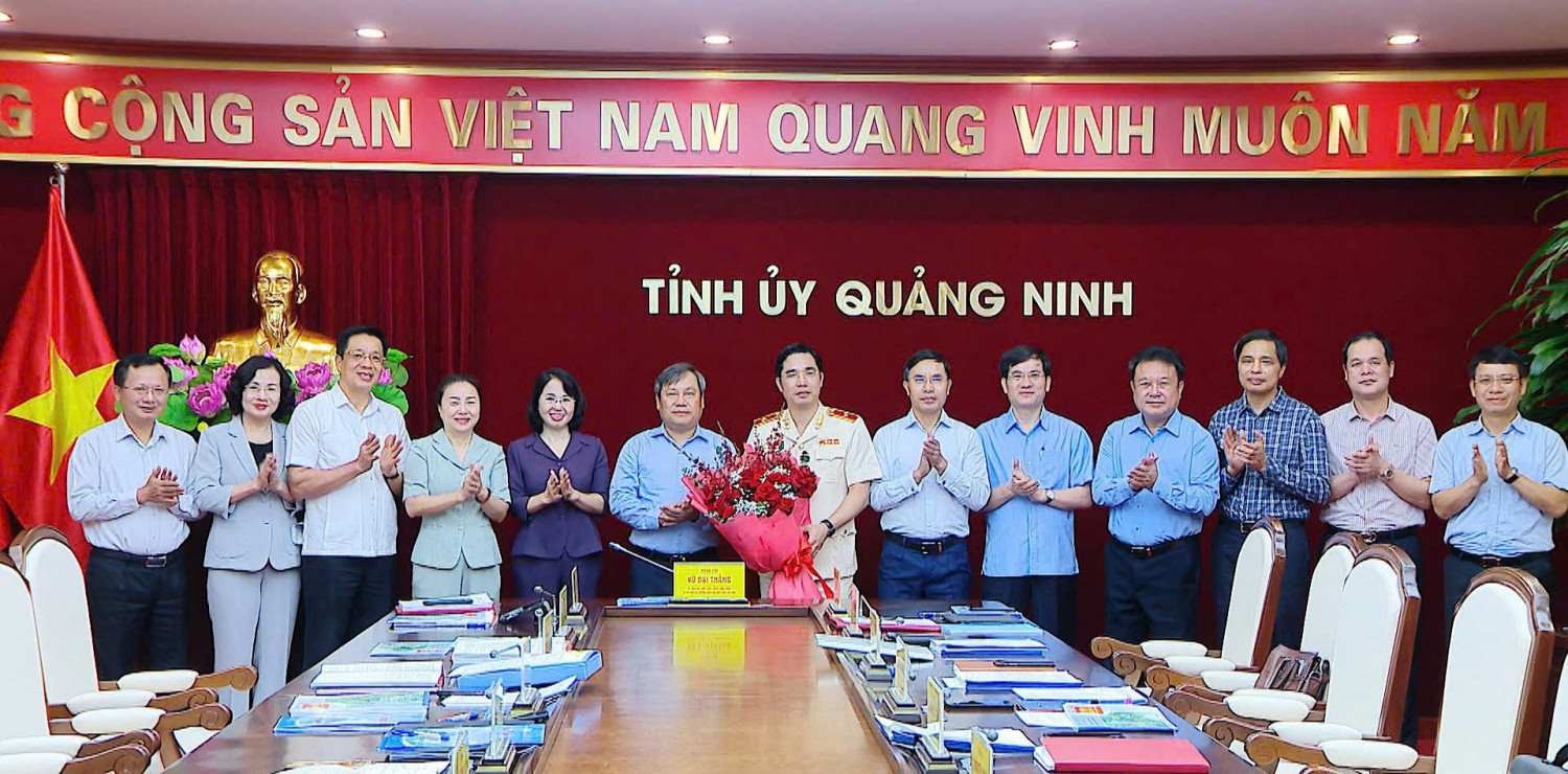 Thang-Quan-Ham-2 (1)