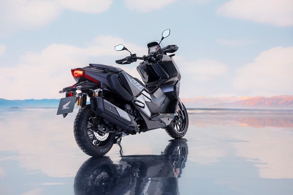 Giá bán lẻ Honda ADV 350 2025 chính hãng dự kiến khoảng 250 triệu đồng,