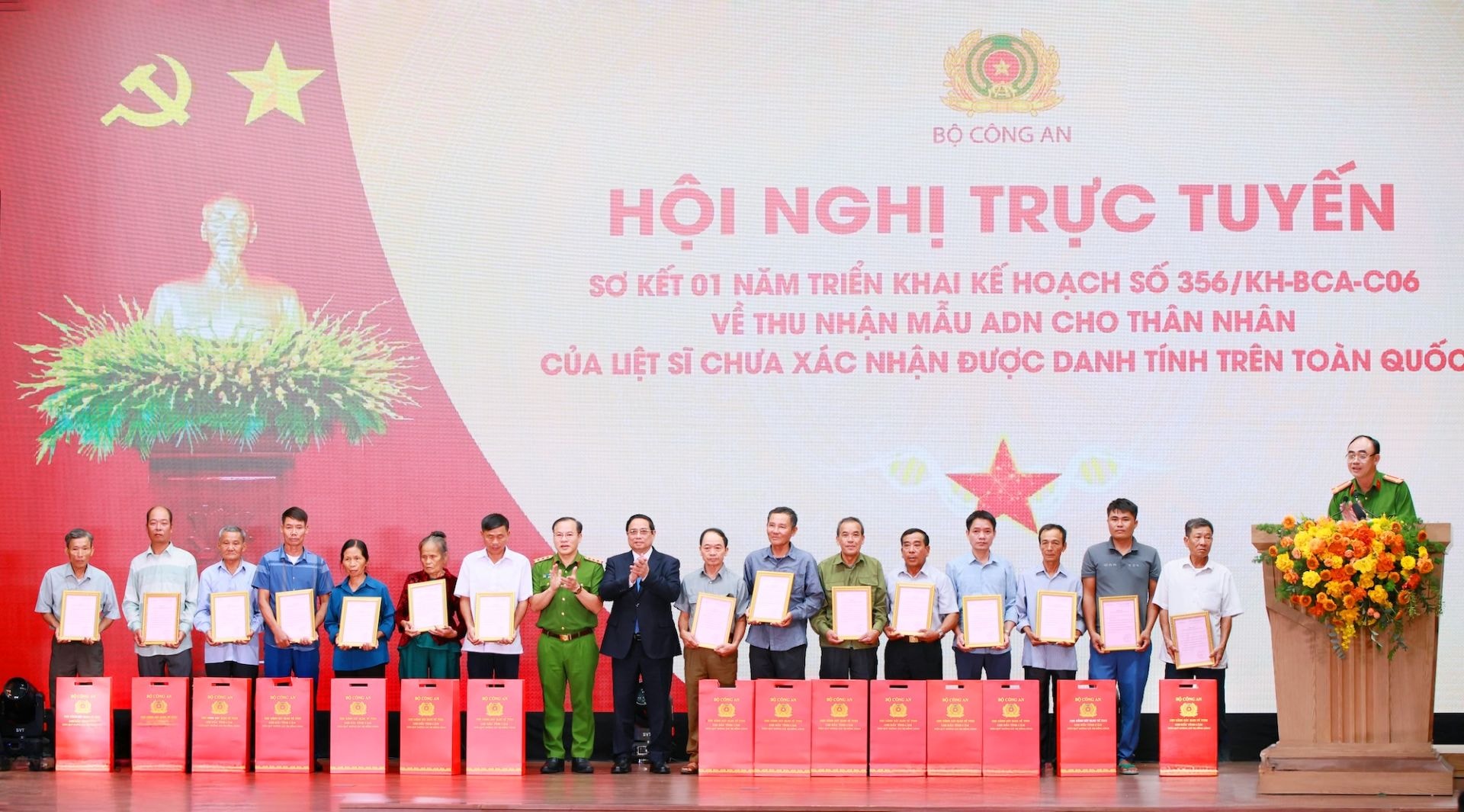 Anh 1
